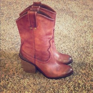Lucky Brand cowboy boots